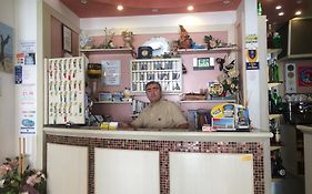 Hotel Esedra b&b con brunch fino a mezzogiorno