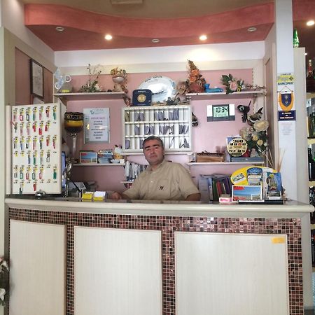 Hotel Esedra b&b con brunch fino a mezzogiorno Milano Marittima Esterno foto