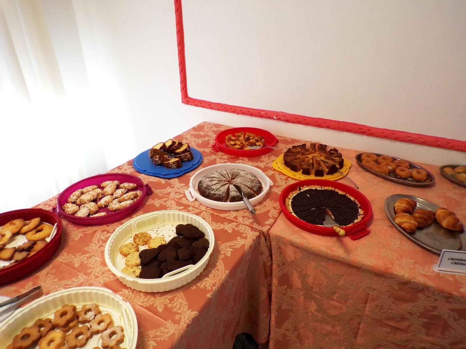 Hotel Esedra b&b con brunch fino a mezzogiorno Milano Marittima Esterno foto