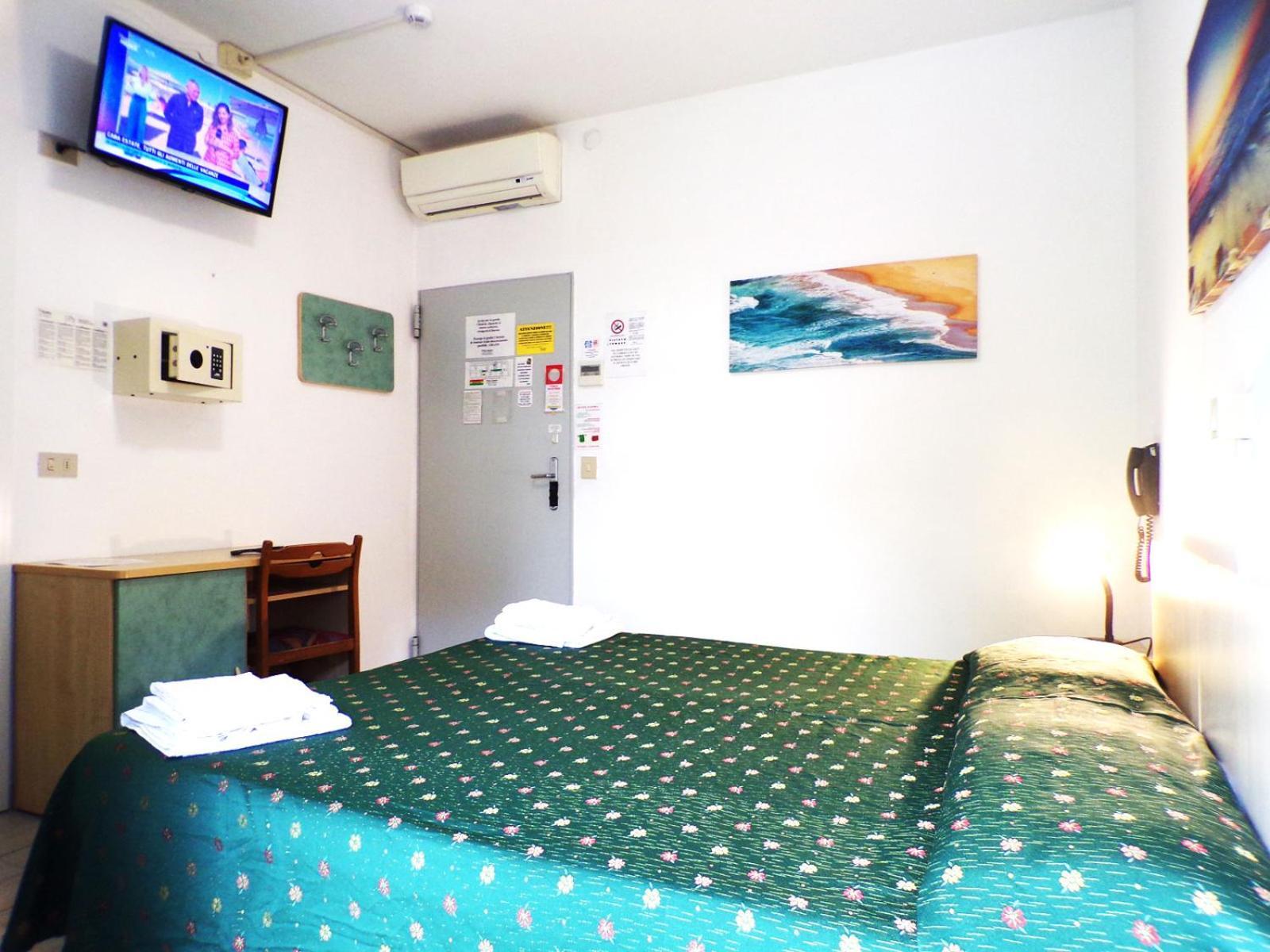 Hotel Esedra b&b con brunch fino a mezzogiorno Milano Marittima Esterno foto